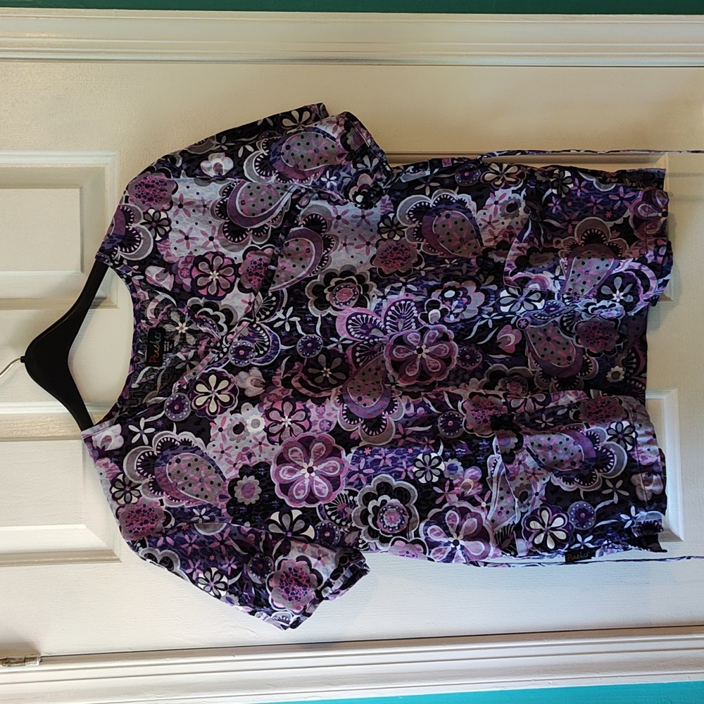 Purple flower scrub top